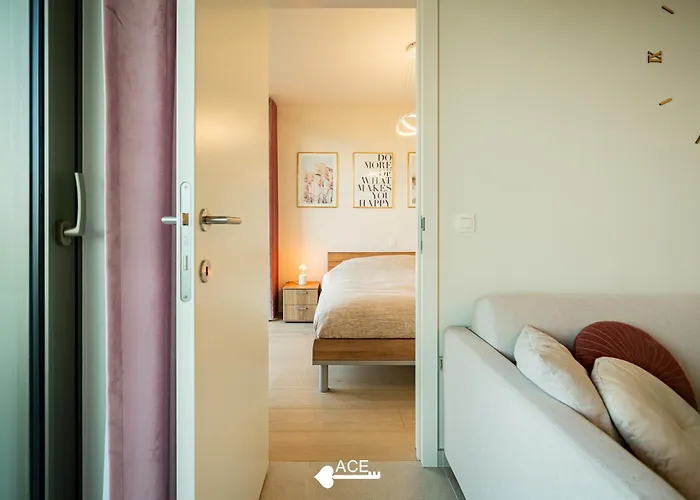 Ace - Sky - Uitzonderlijk Zicht Over De Haven Lägenhet *