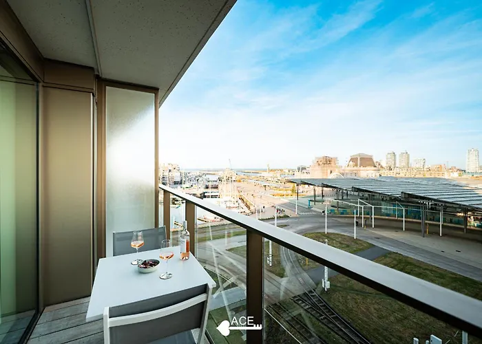 Ace - Sky - Uitzonderlijk Zicht Over De Haven Lägenhet *